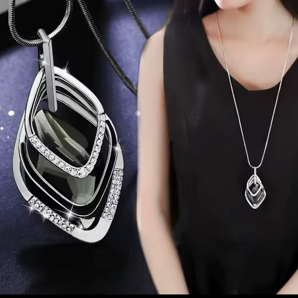 Fashion Women Multilayer Geometric
Crystal Statement Long Necklaces&Pendants